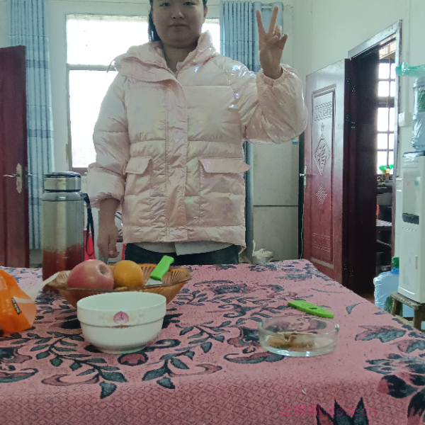 湖南20岁单身美女真诚找对象-包头征婚相亲网