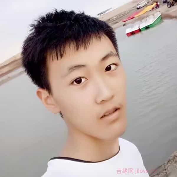 河南24岁单身帅哥真诚找对象-包头征婚相亲网